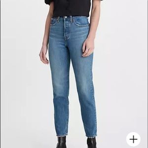 Levi’s Wedgie Fit Ankle